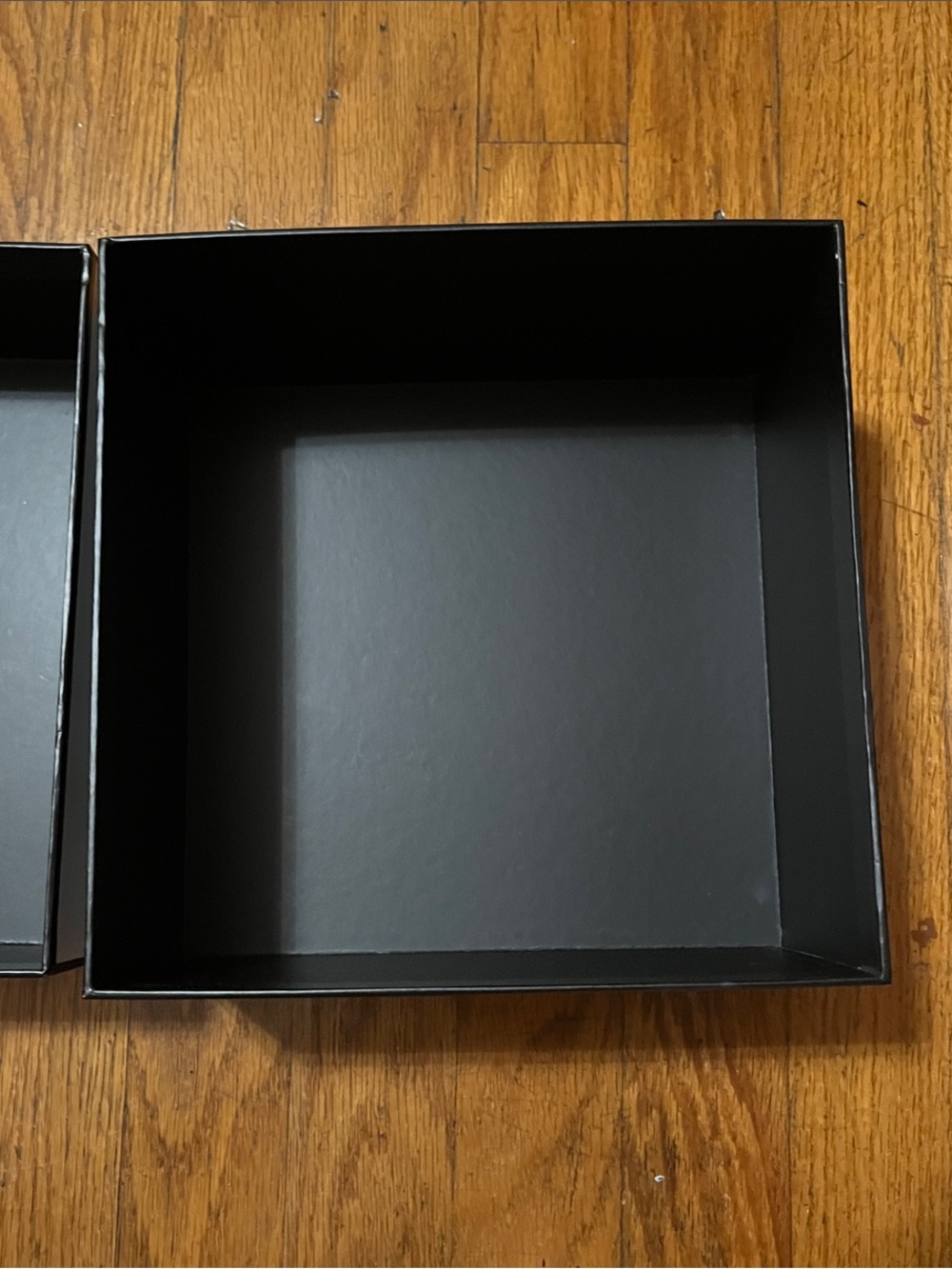 CHANEL Black Embossed Logo on White Empty Box - Picture 11 of 15